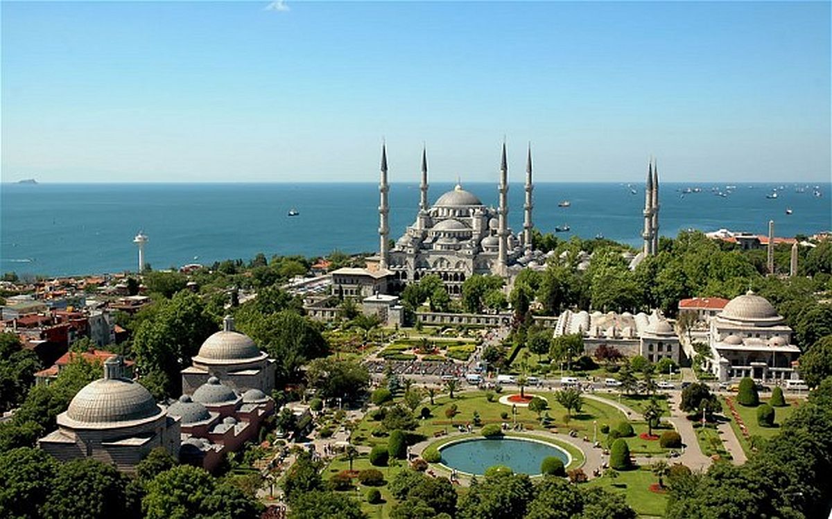 Day 2: Full Day Istanbul City Discovery Tour – B - L